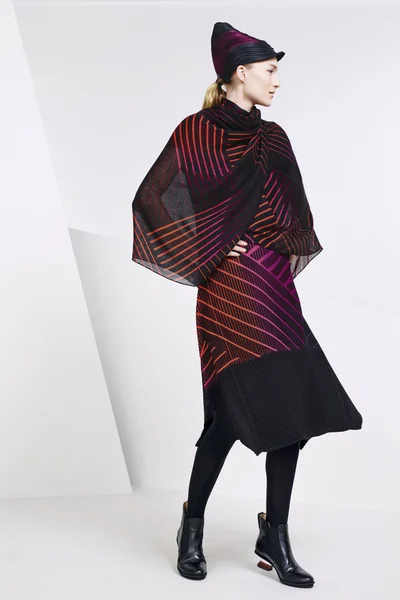 Look 24